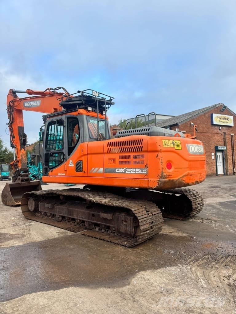 Doosan DX 225 LC Pásové rýpadlá
