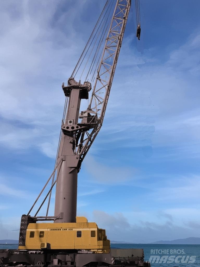 Liebherr LHM 400 Prístavné žeriavy