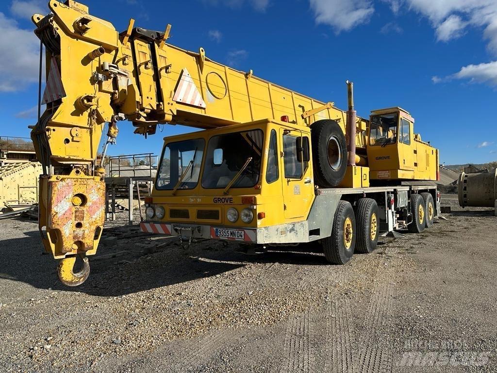 Grove TM 750 E Pásové žeriavy
