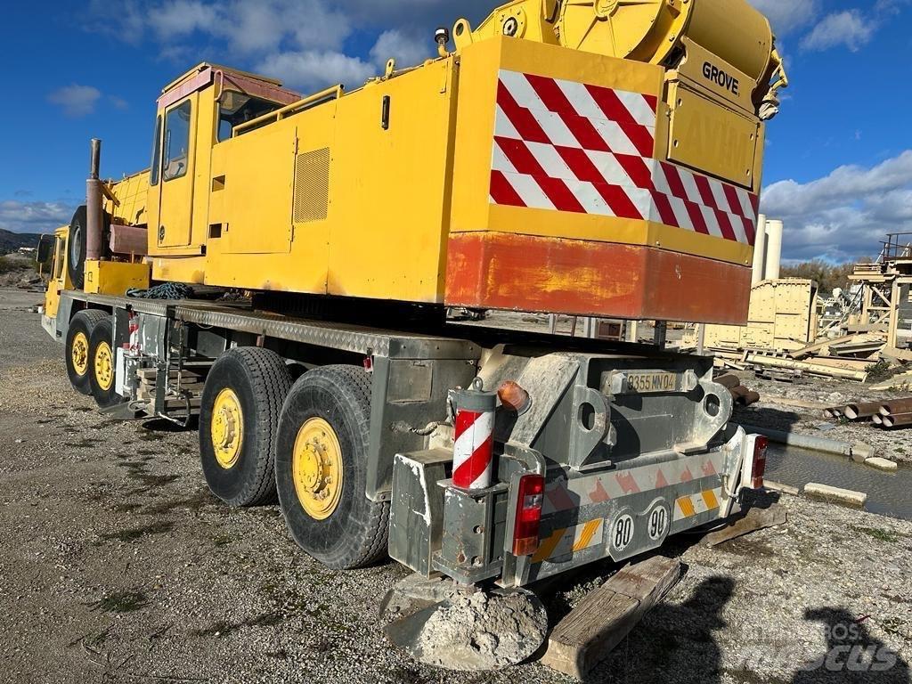 Grove TM 750 E Pásové žeriavy