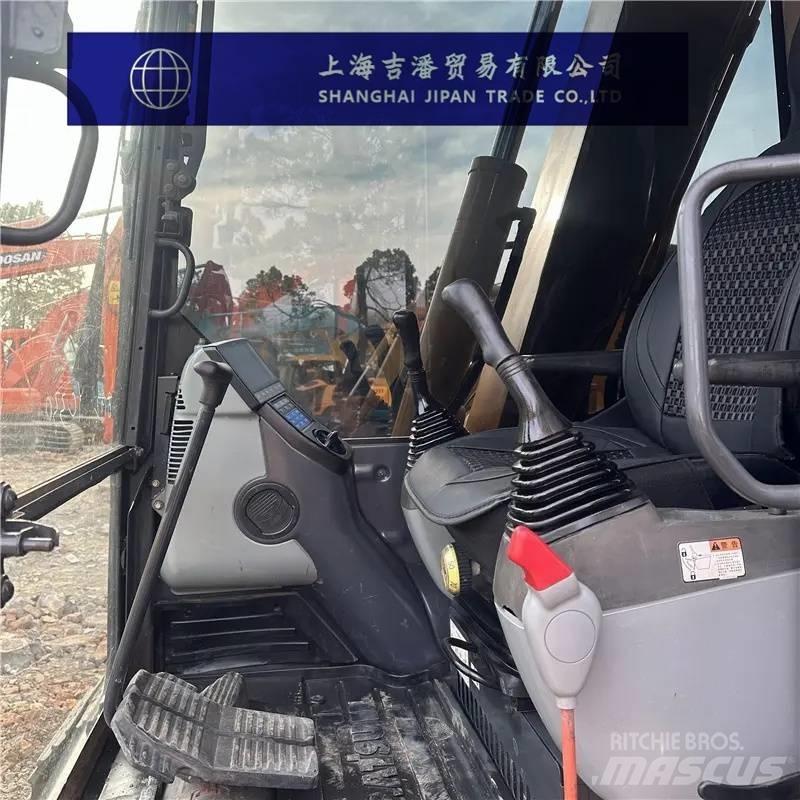 Komatsu PC 70 Pásové rýpadlá