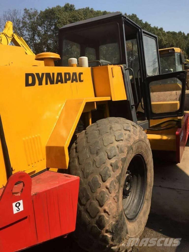 Dynapac CA 25 D Ťahačové valce