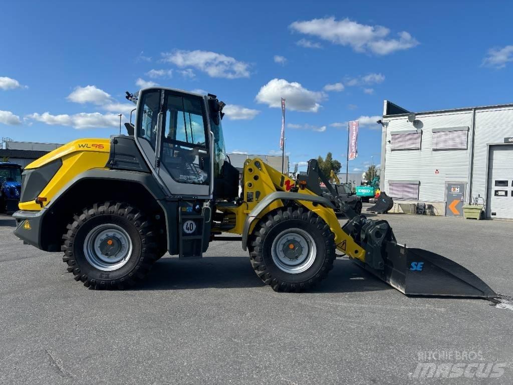 Wacker Neuson WL95 Kolesové nakladače