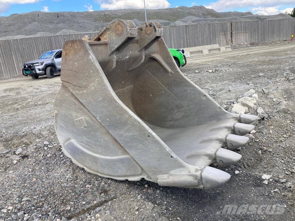CAT 365 C L UHD/33M Demolačné rýpadlá