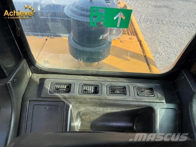 Sany SY235C Pásové rýpadlá