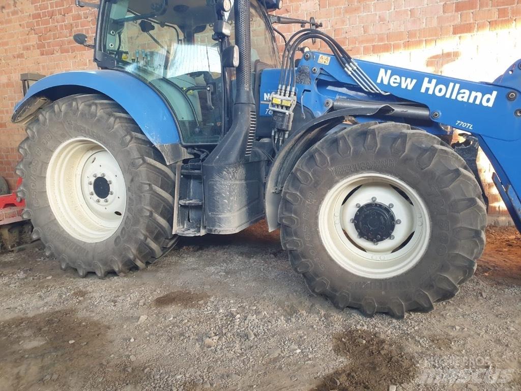 New Holland T 6.175 Traktory