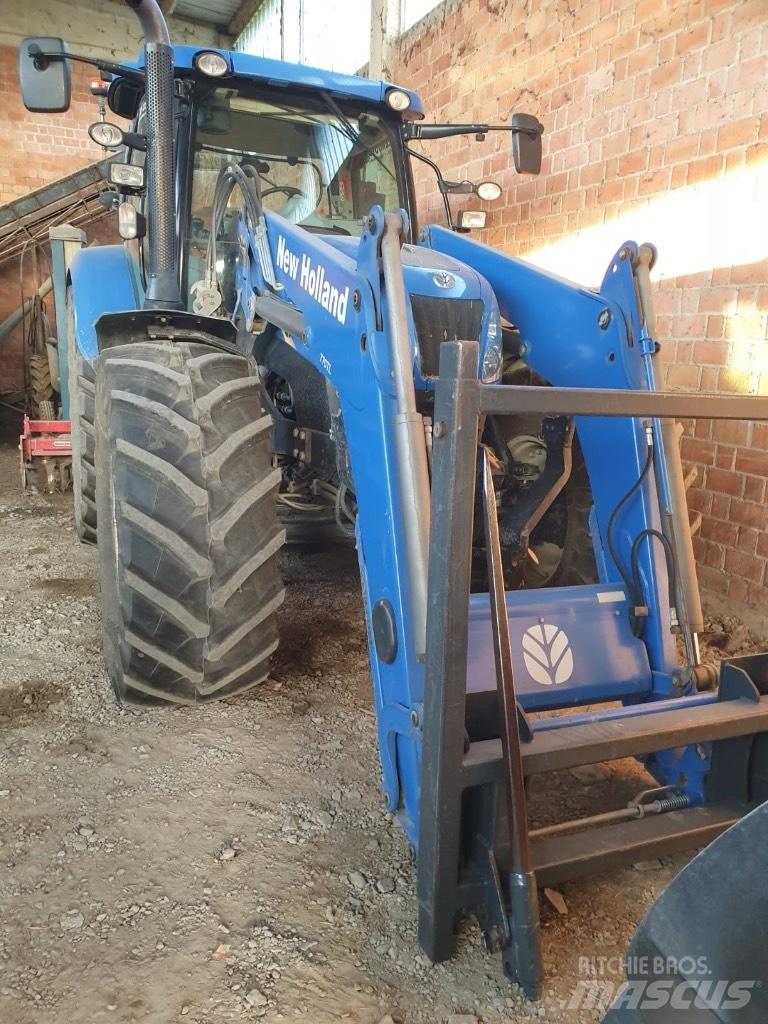 New Holland T 6.175 Traktory