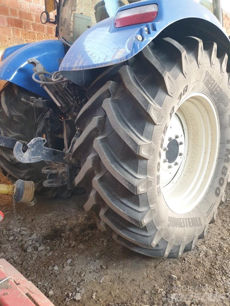 New Holland T 6.175 Traktory