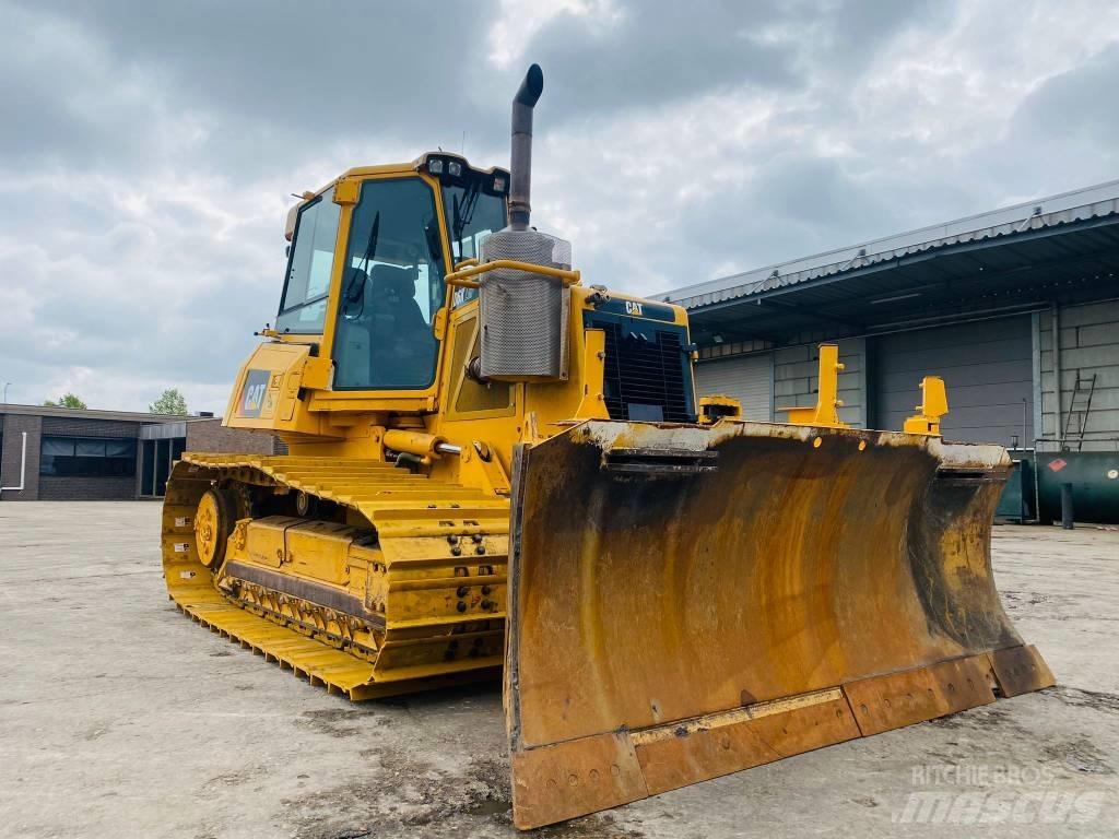 CAT D 6 K LGP Pásové dozéry