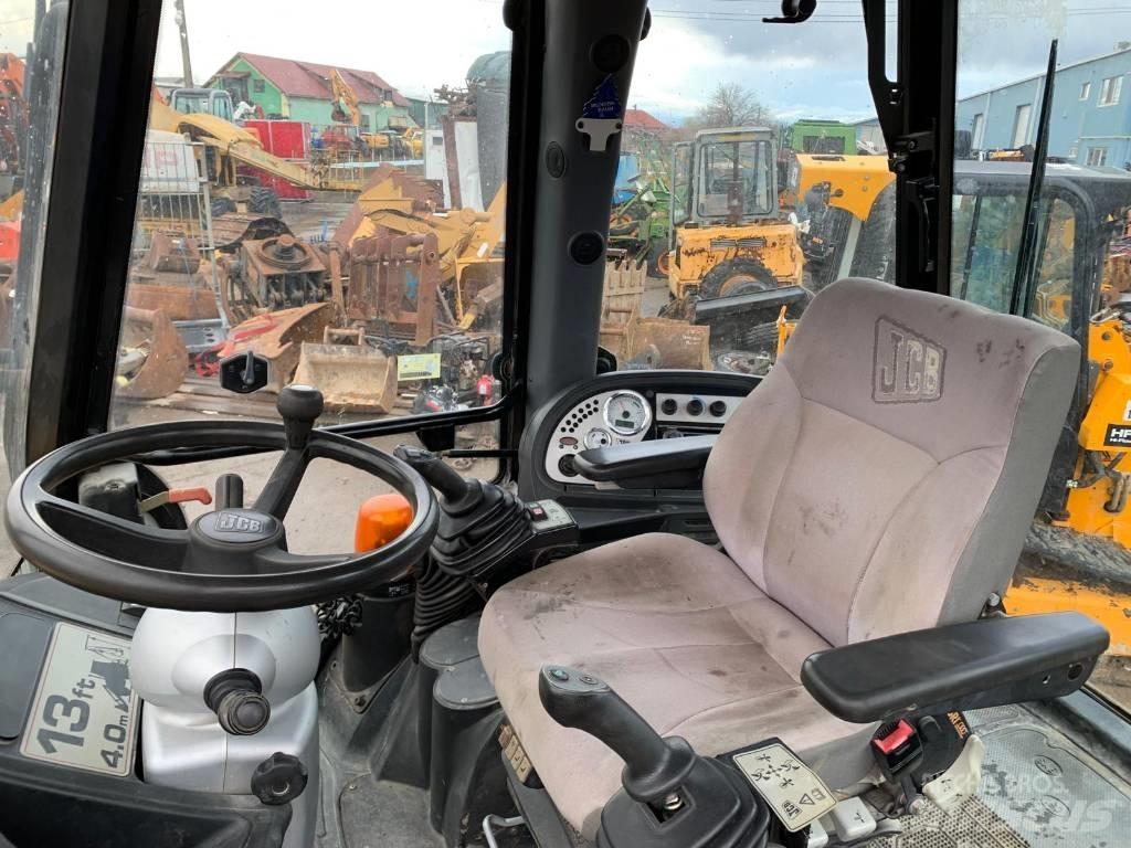 JCB 4 CX Rýpadlo-nakladače