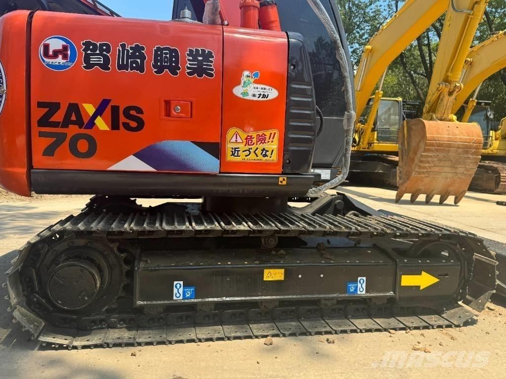 Hitachi ZX 70 Pásové rýpadlá