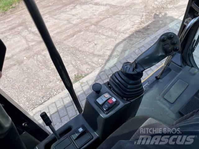 CAT M 315 D Kolesové rýpadlá