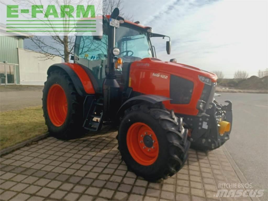 Kubota m6-122 Traktory