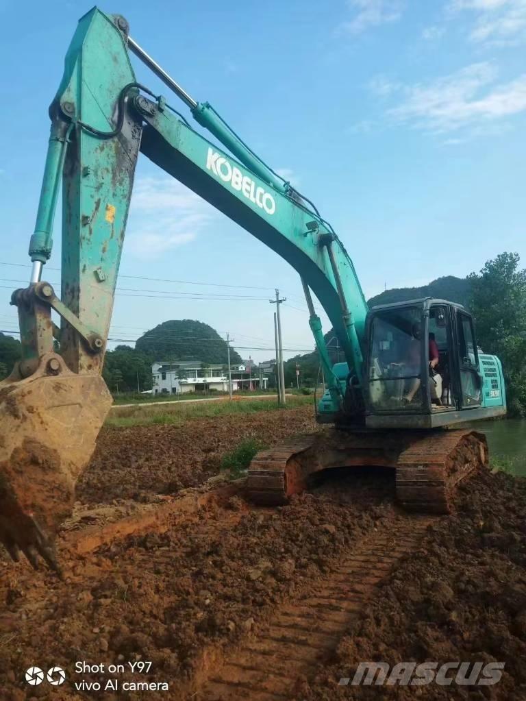 Kobelco SK200-10 Pásové rýpadlá