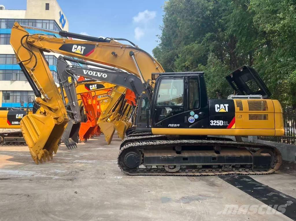 CAT 325 D L Pásové rýpadlá
