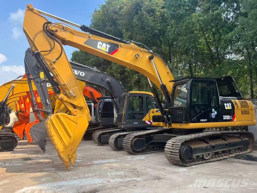 CAT 325 D L Pásové rýpadlá