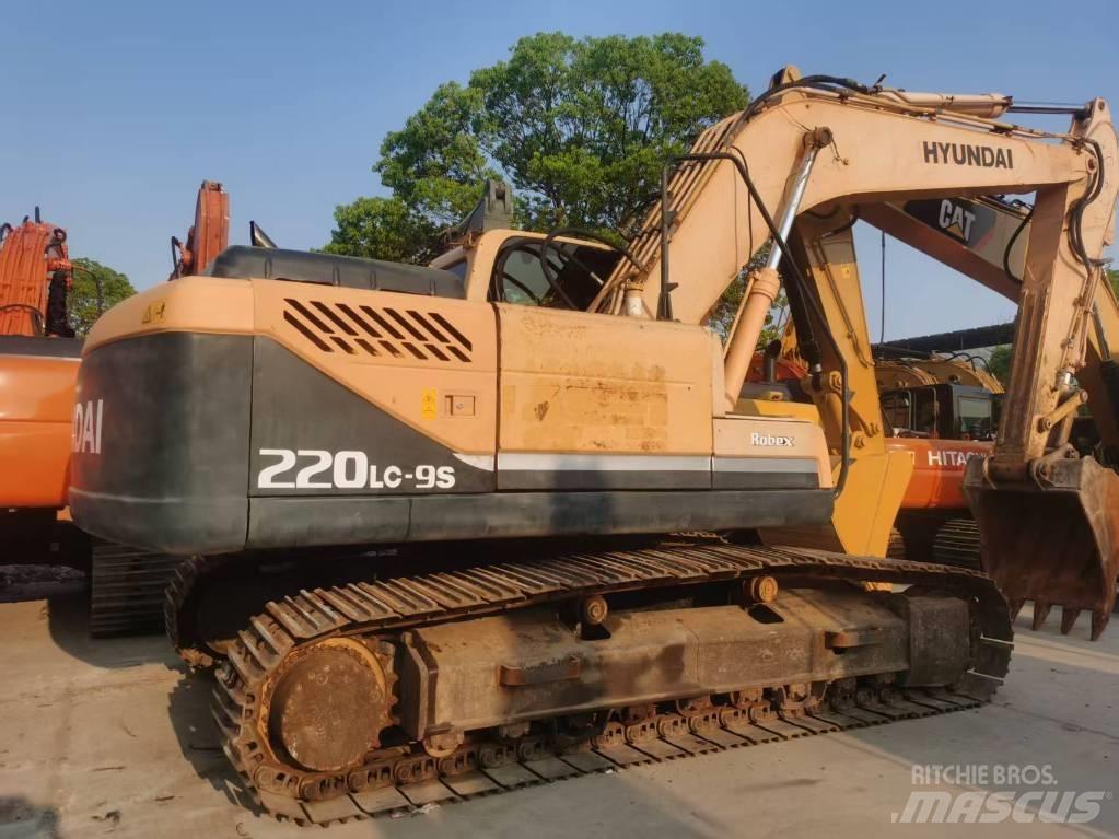 Hyundai 220lc-9s Midi rýpadlá 7 t - 12 t