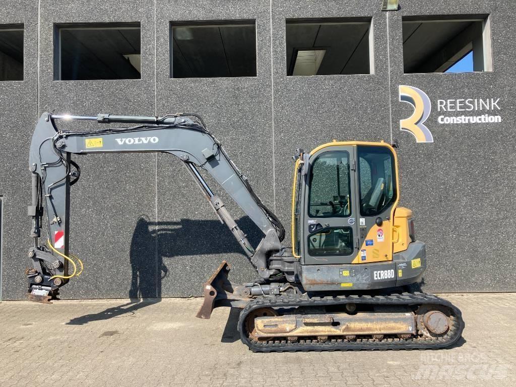 Volvo ECR 88 D Midi rýpadlá 7 t - 12 t