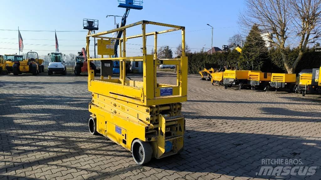 Genie GS 2032 Nožnicové zdvíhacie plošiny