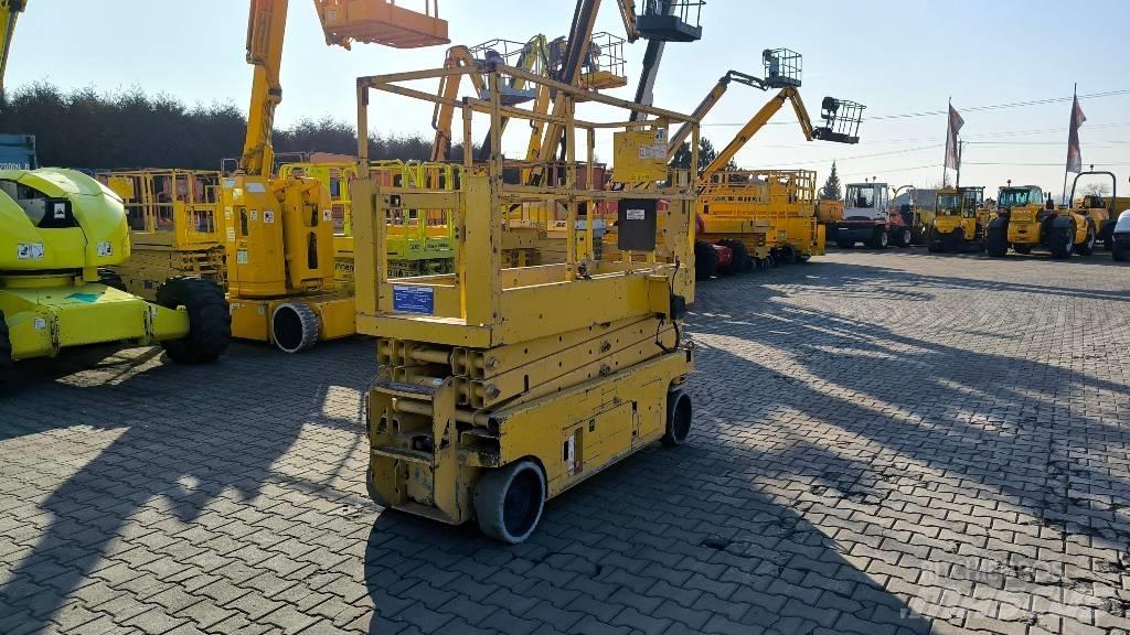 Genie GS 2032 Nožnicové zdvíhacie plošiny