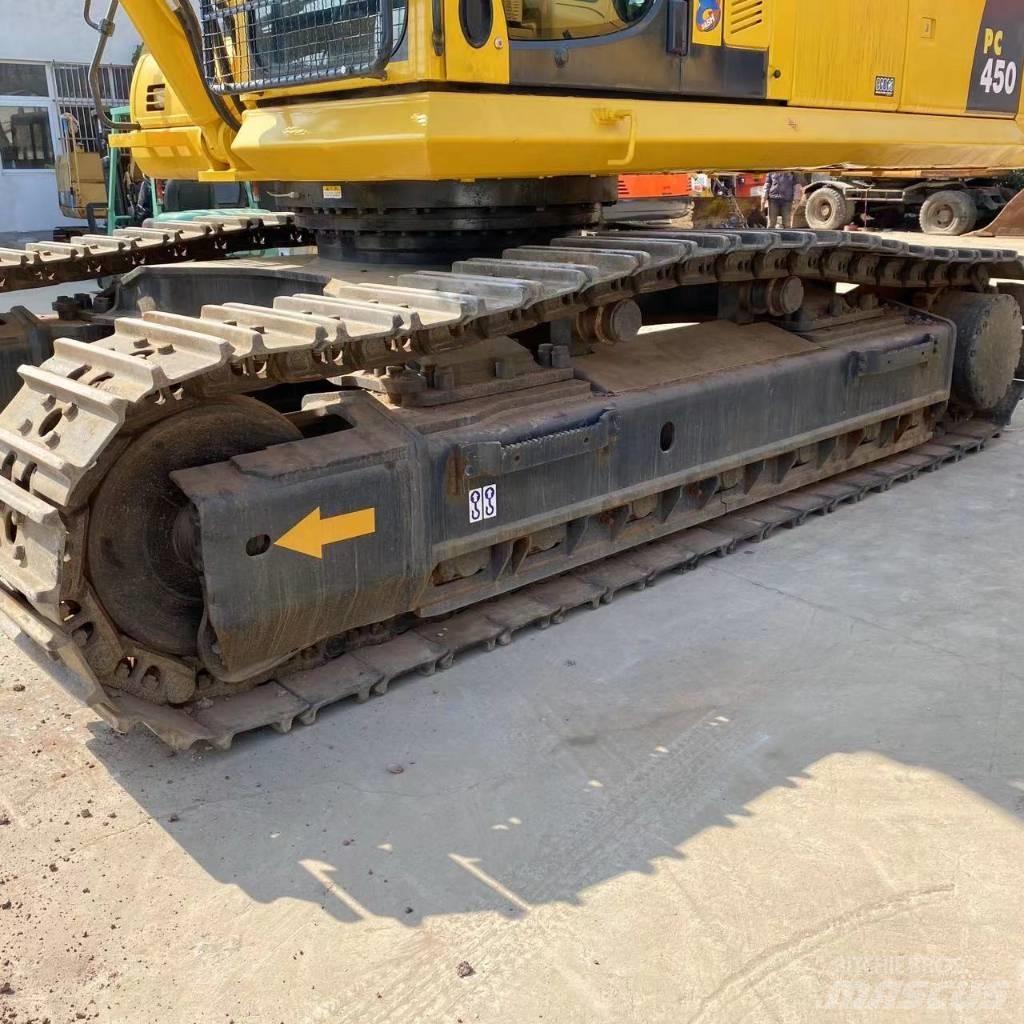 Komatsu PC 450 Pásové rýpadlá