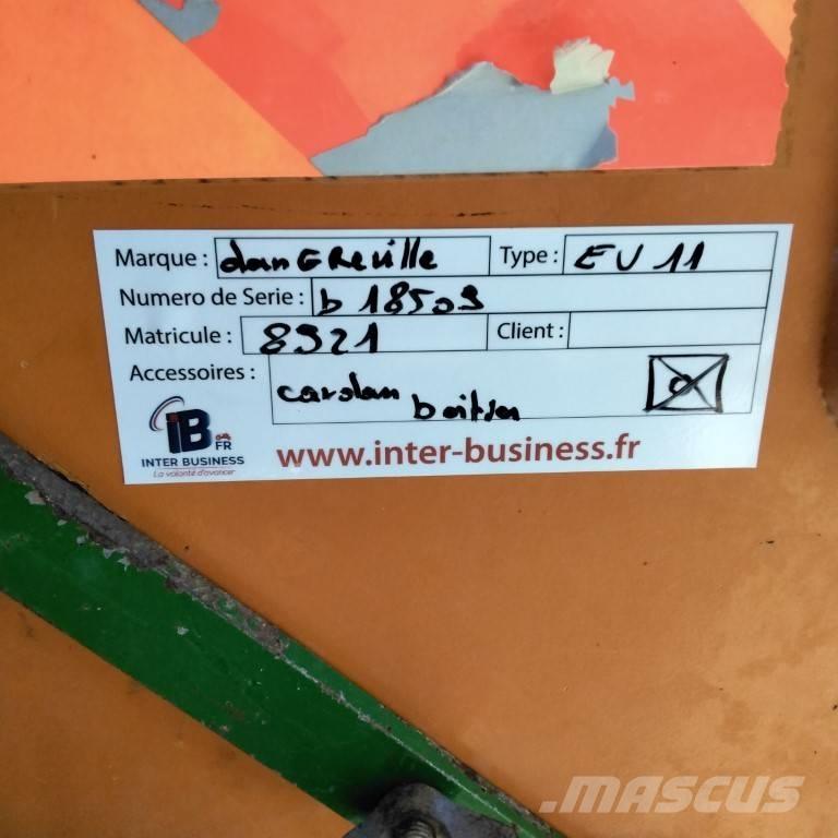 Dangreville EV 11 Rozmetadlá maštaľného hnoja