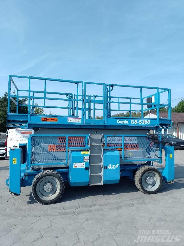 Genie GS 5390 Nožnicové zdvíhacie plošiny