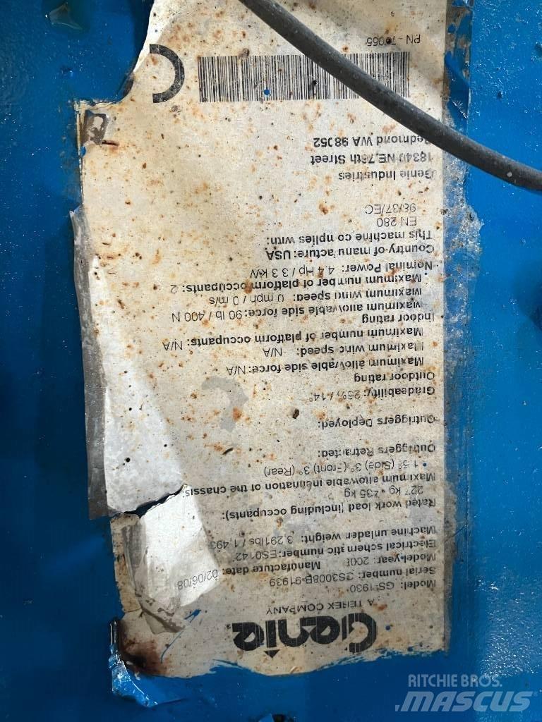 Genie GS 1930 Nožnicové zdvíhacie plošiny