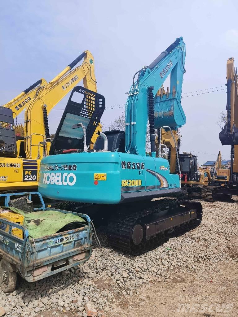 Kobelco SK 200 Pásové rýpadlá