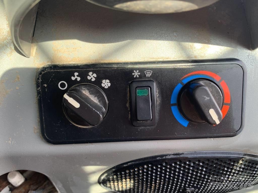 Bobcat S 570 Šmykom riadené nakladače