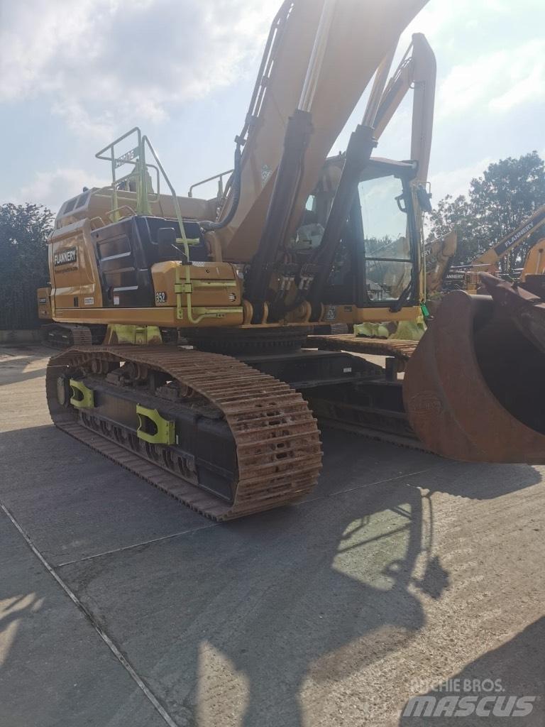 CAT 352 Pásové rýpadlá