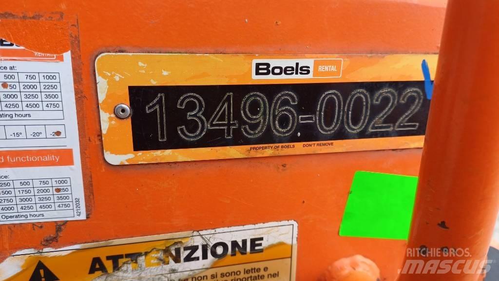 Thwaites Mach 474 Stavebné sklápače