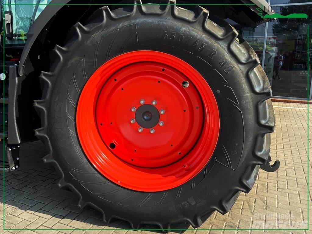 CLAAS AXION 810 HEXA Traktory