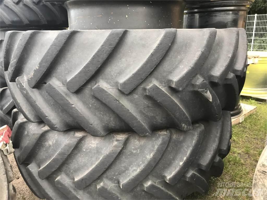 Mitas 680/80R42 Pneumatiky, kolesá a ráfiky