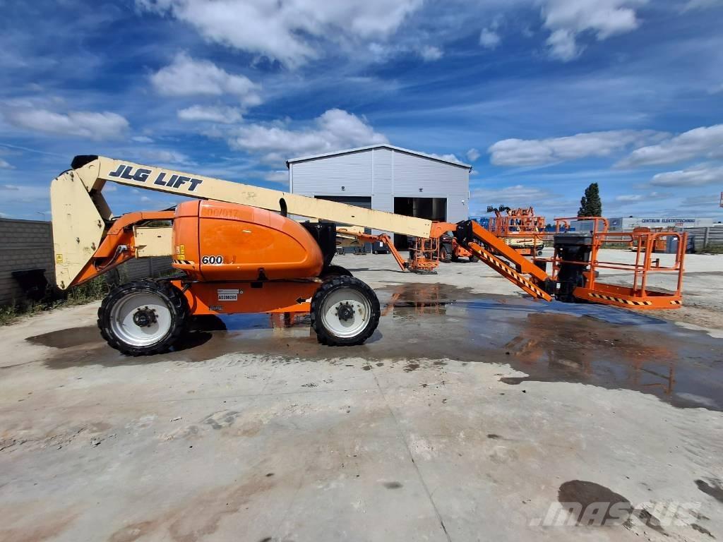 JLG 600AJ Kĺbové plošiny