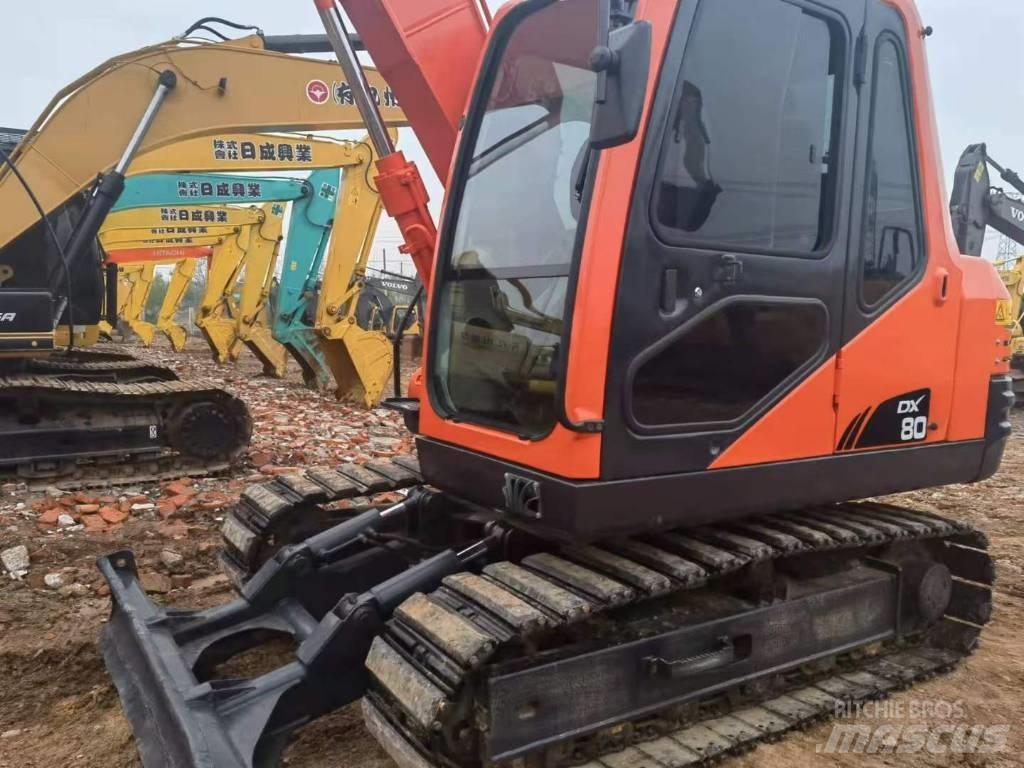 Doosan DX 80 Midi rýpadlá 7 t - 12 t