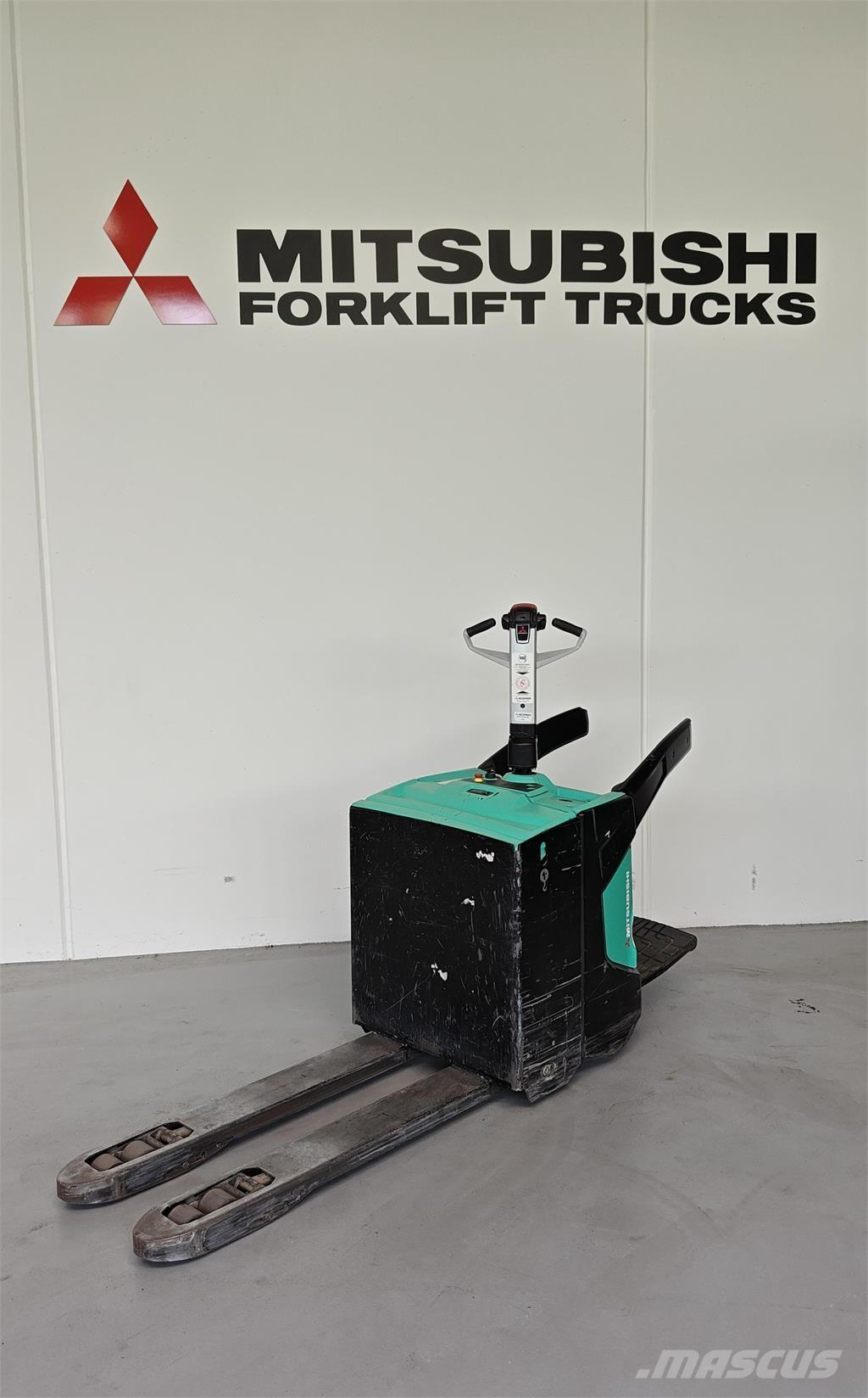 Mitsubishi PBV20N2 Vozíky s plošinou pre náklad