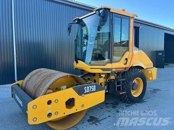 Volvo SD 75 B Ťahačové valce