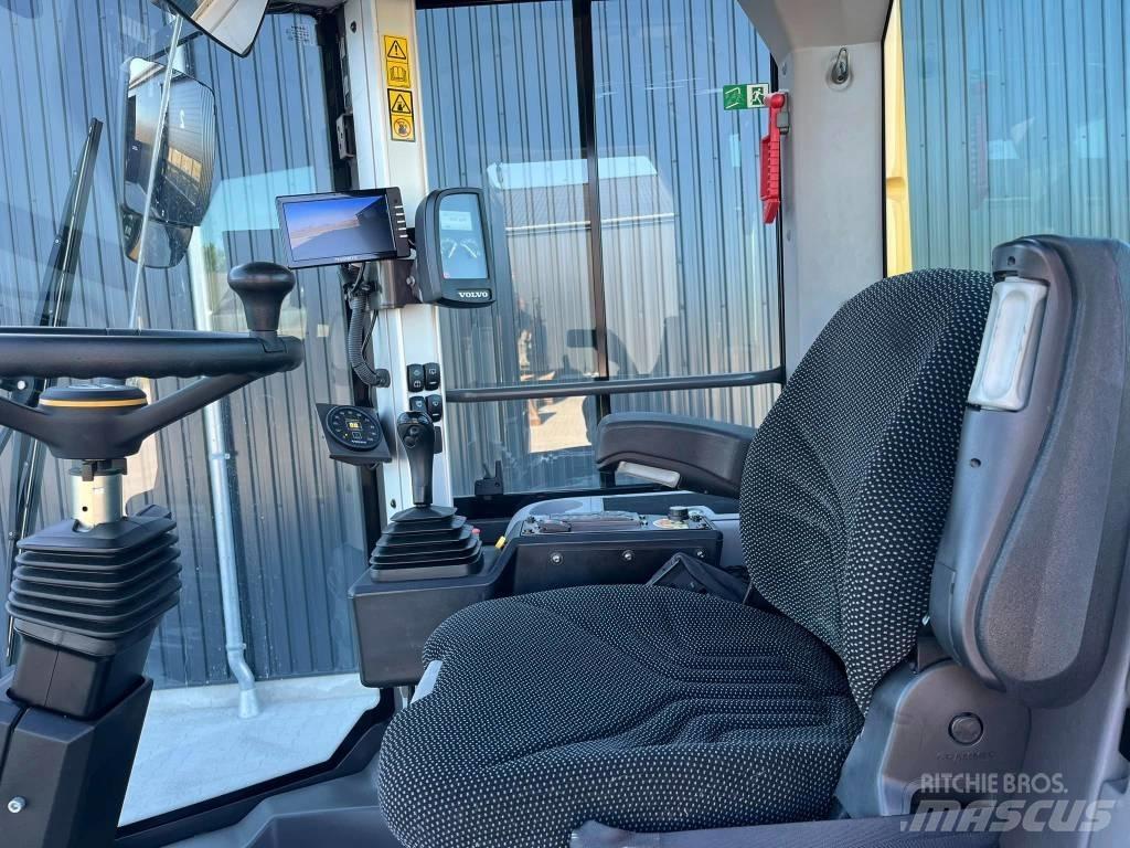 Volvo SD 75 B Ťahačové valce