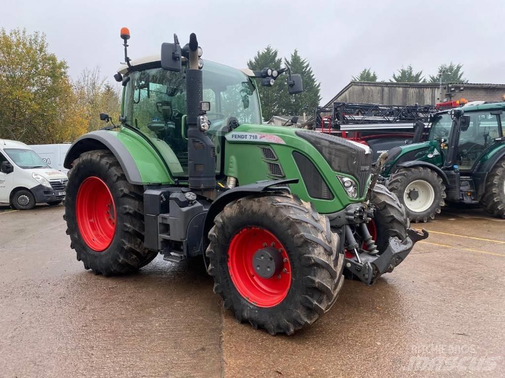 Fendt 718 Traktory