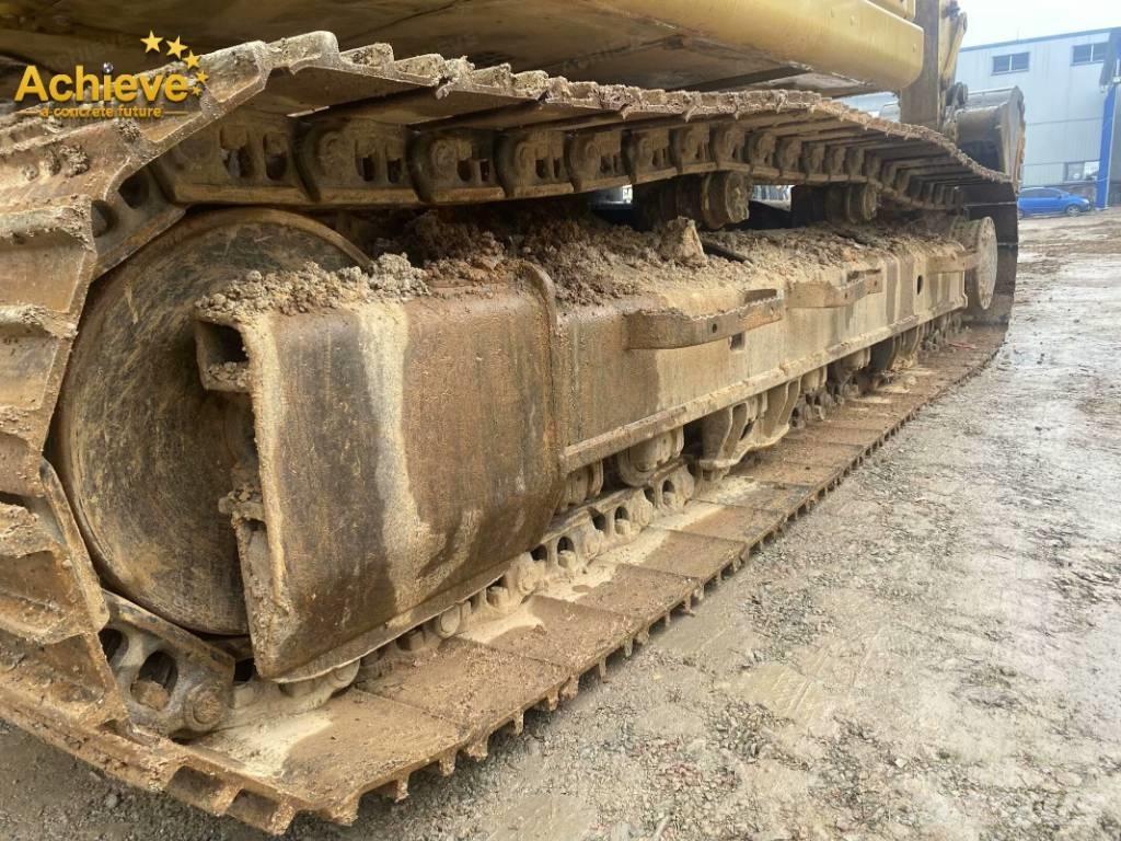 CAT 320 Pásové rýpadlá