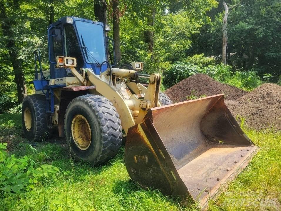 Komatsu WA 250 Kolesové nakladače
