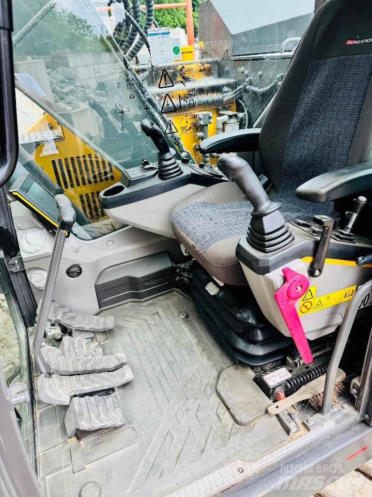 Volvo ECR 145 E Pásové rýpadlá