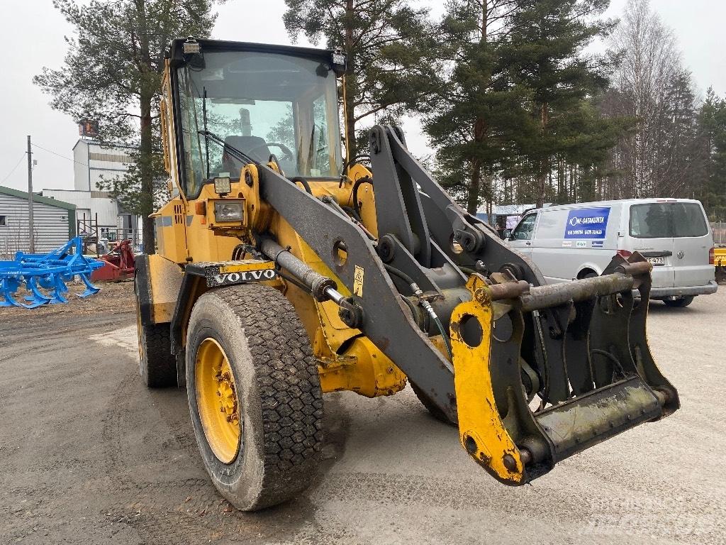 Volvo BM L 50 Viacúčelové nakladače