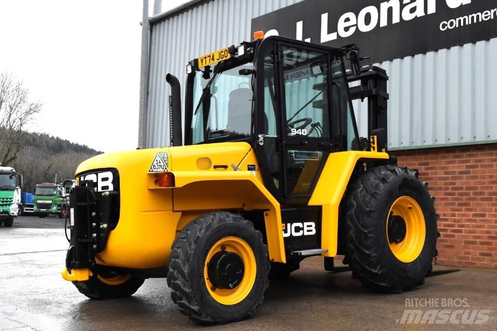 JCB 940 Terénne vysokozdvižné vozíky
