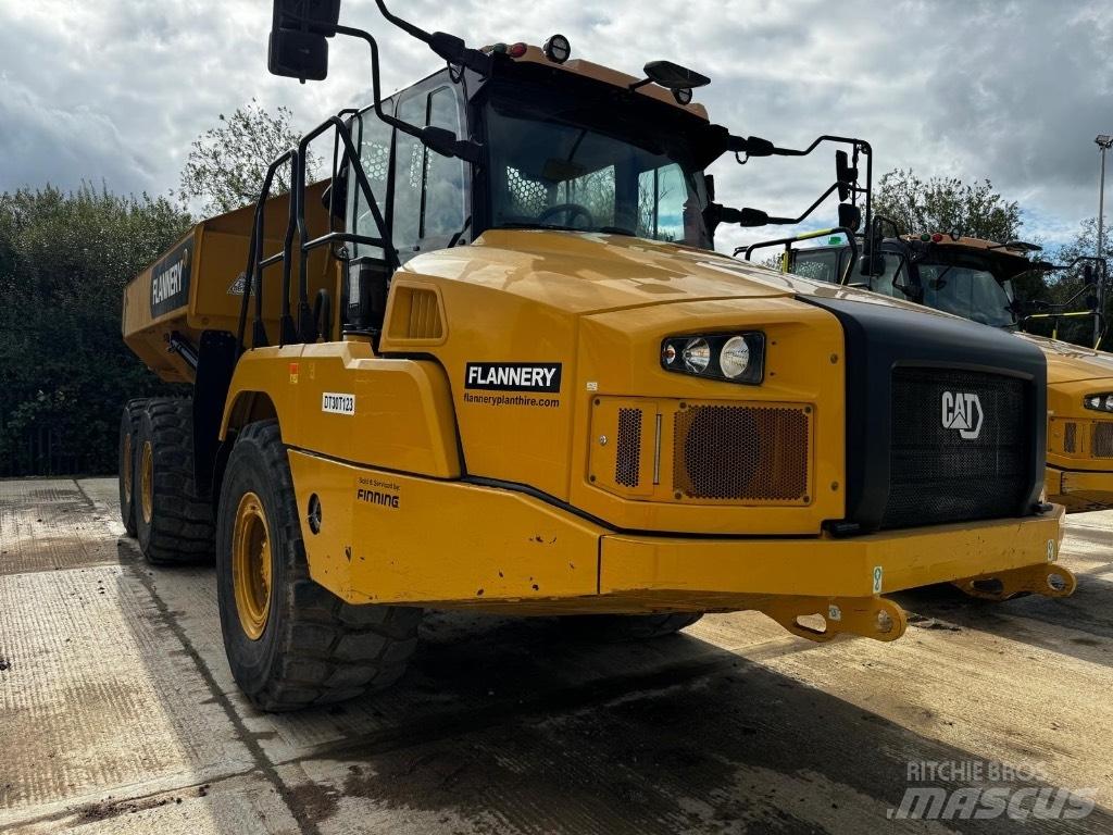 CAT 730 Kĺbové nákladné autá