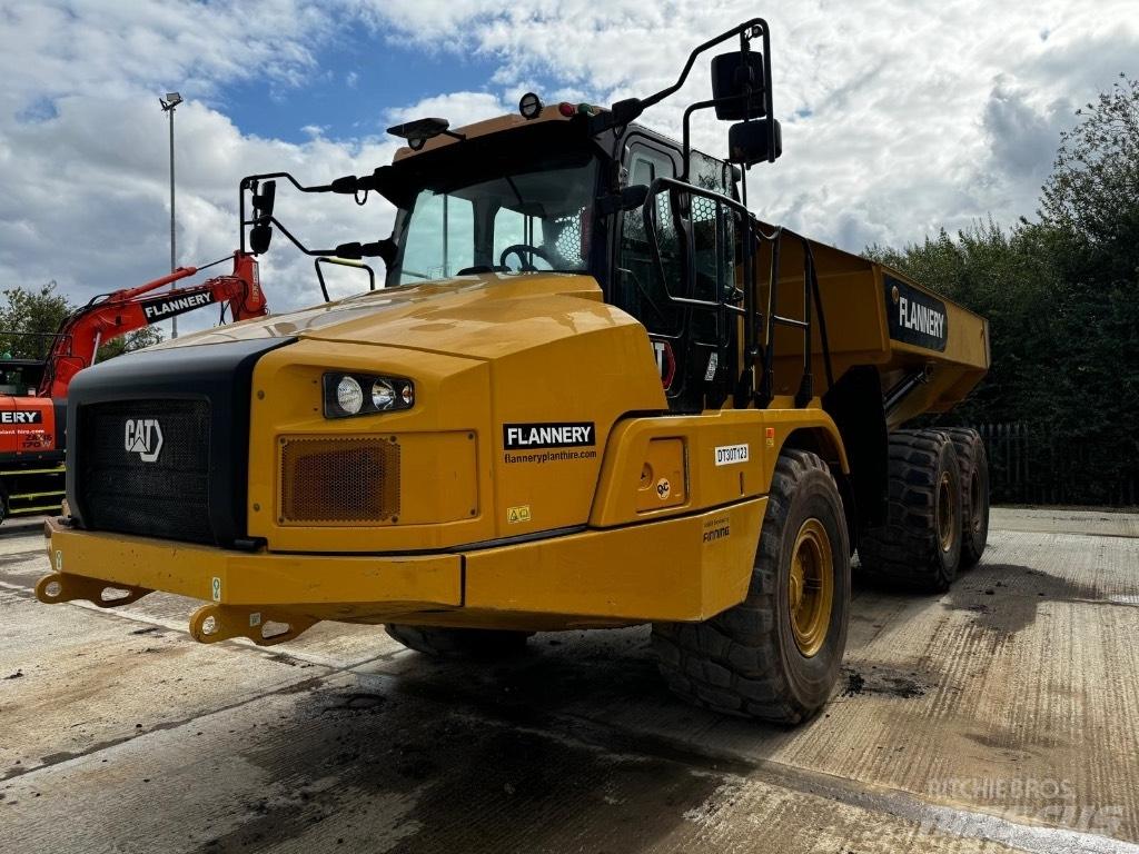 CAT 730 Kĺbové nákladné autá