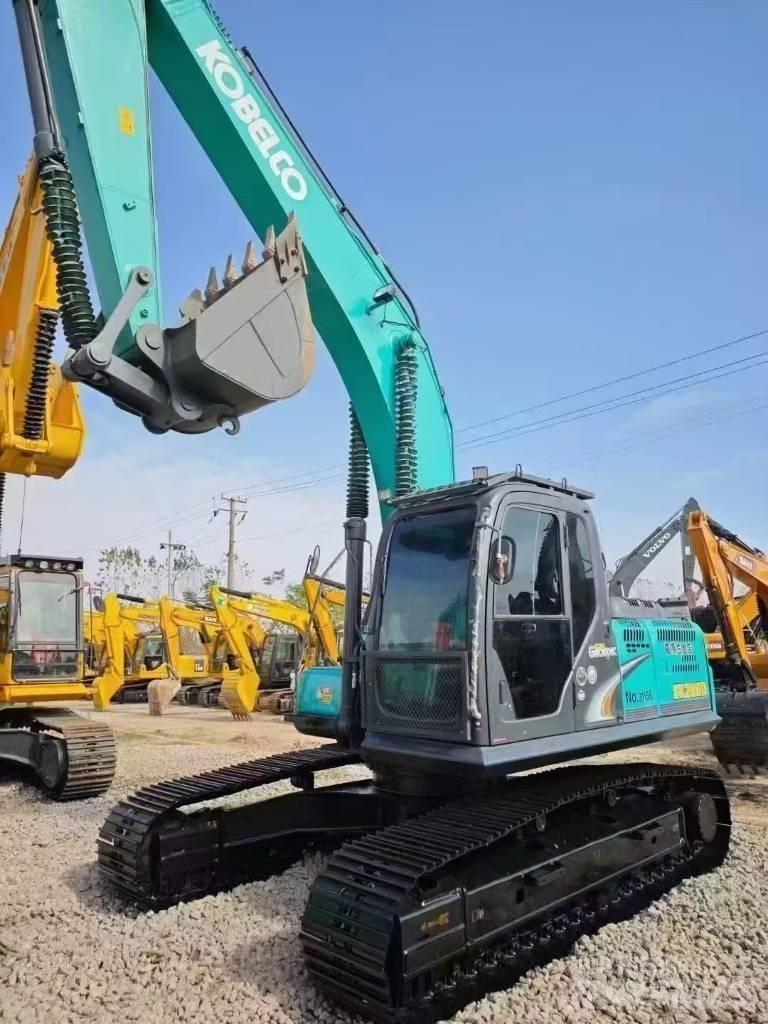 Kobelco SK 200 Pásové rýpadlá