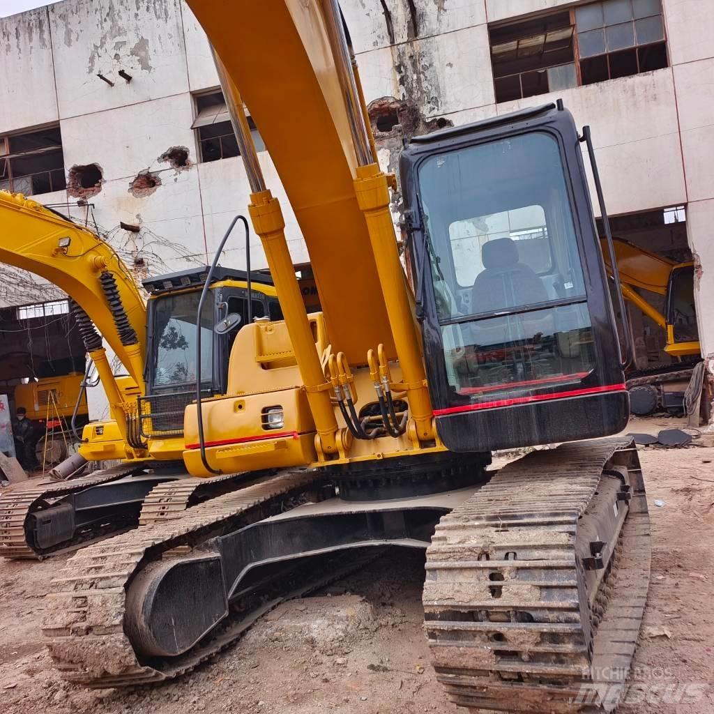 CAT 320 C L Pásové rýpadlá