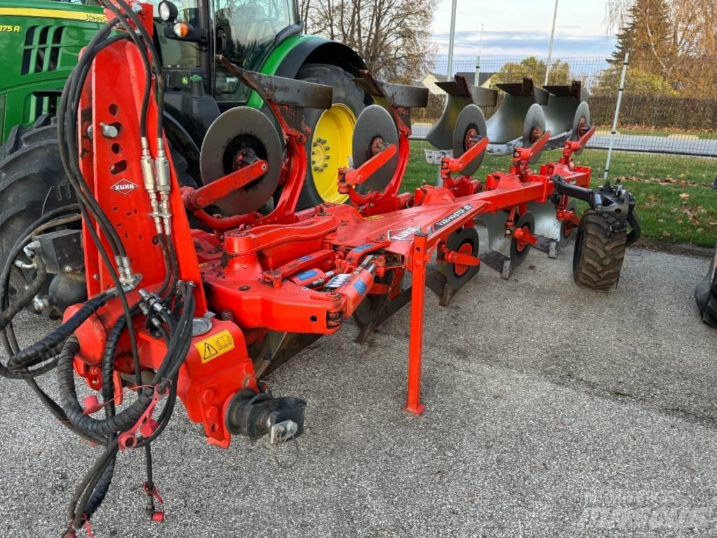 Kuhn Vari-Master 123 Dvojstranné pluhy